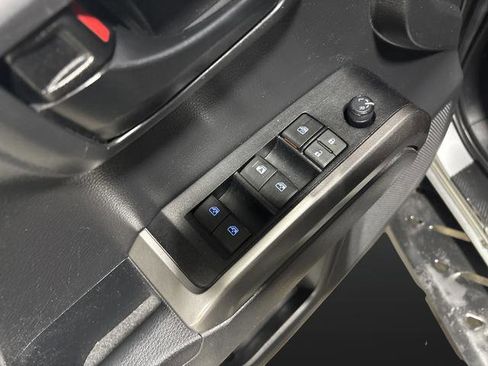 Used 2022 Toyota Tacoma SR5 image 25