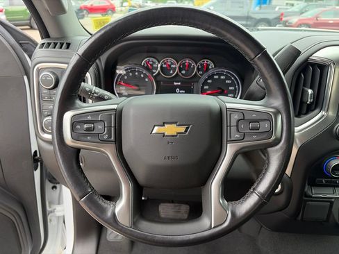 Used 2021 Chevrolet Silverado 1500 LT AWD/4WD image 26