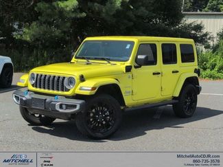 Used 2024 Jeep Wrangler Unlimited Sahara w/ Technology Group AWD/4WD video 1