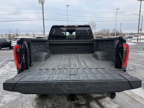 Used 2024 GMC Sierra 2500 AT4 w/ AT4 Premium Plus Package image 13