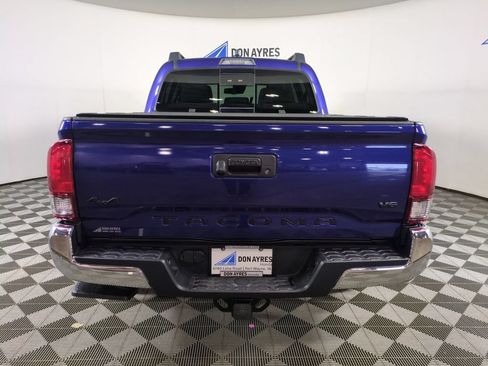 Used 2023 Toyota Tacoma SR5 AWD/4WD image 4