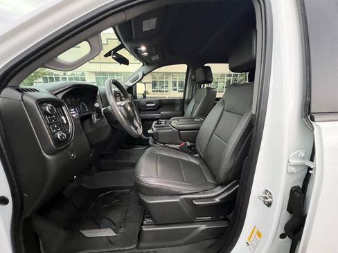 Used 2023 Chevrolet Silverado 2500 W/T w/ Gooseneck/5TH Wheel Package AWD/4WD image 18