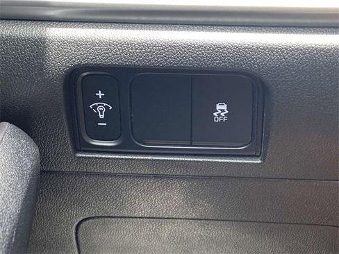 New 2025 Kia Sorento S image 17