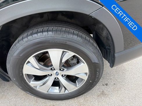 Certified 2024 Subaru Ascent Premium w/ Convenience Package AWD/4WD image 32