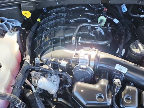 New 2025 Jeep Grand Cherokee Overland w/ Luxury Tech Group IV image 33