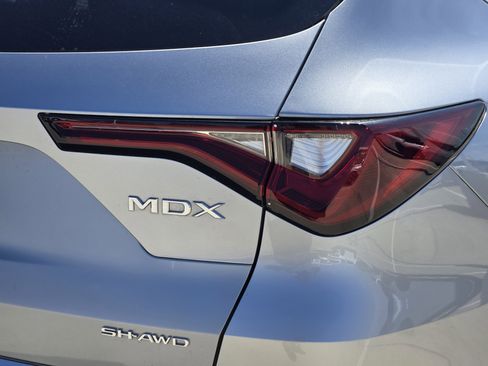 Used 2026 Acura MDX w/ Technology Package image 12