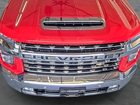 Used 2022 Chevrolet Silverado 2500 LTZ w/ LTZ Premium Package AWD/4WD image 18