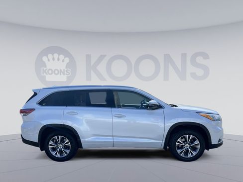 Used 2015 Toyota Highlander XLE image 8