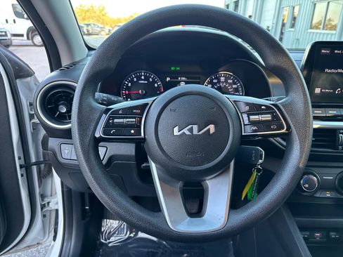 Used 2023 Kia Forte LXS FWD image 14