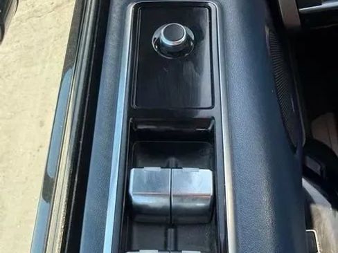 Used 2018 Land Rover Range Rover Sport HSE Dynamic AWD/4WD image 17