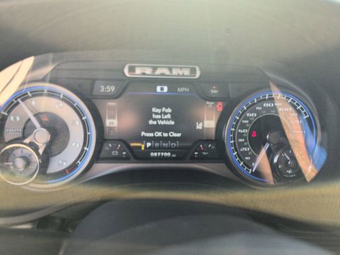 Used 2020 RAM 1500 Limited image 14