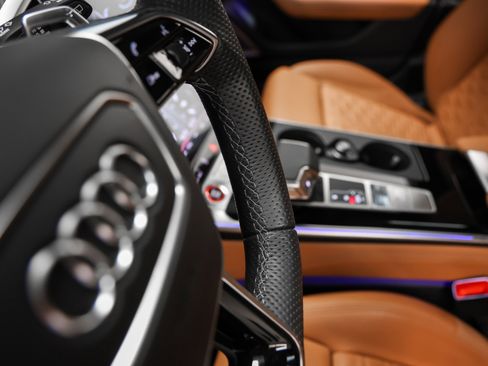 Used 2023 Audi RS 6 image 43