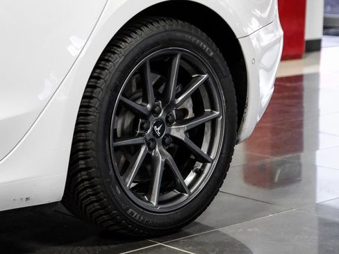 Used 2021 Tesla Model 3 Standard Range Plus image 44