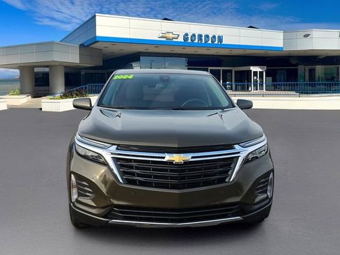 Used 2024 Chevrolet Equinox LT image 2