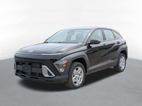 Used 2025 Hyundai Kona SE AWD/4WD image 5