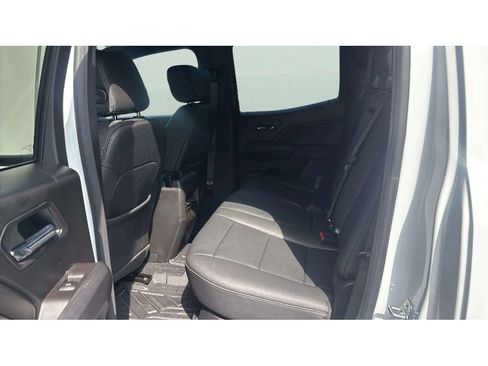 Used 2025 Chevrolet Colorado LT w/ LT Convenience Package AWD/4WD image 11