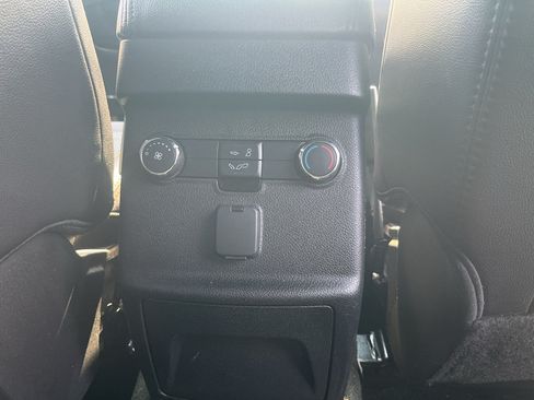 Certified 2017 Ford Explorer XLT w/ Equipment Group 202A AWD/4WD image 32