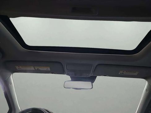 Used 2021 Honda CR-V EX-L image 12