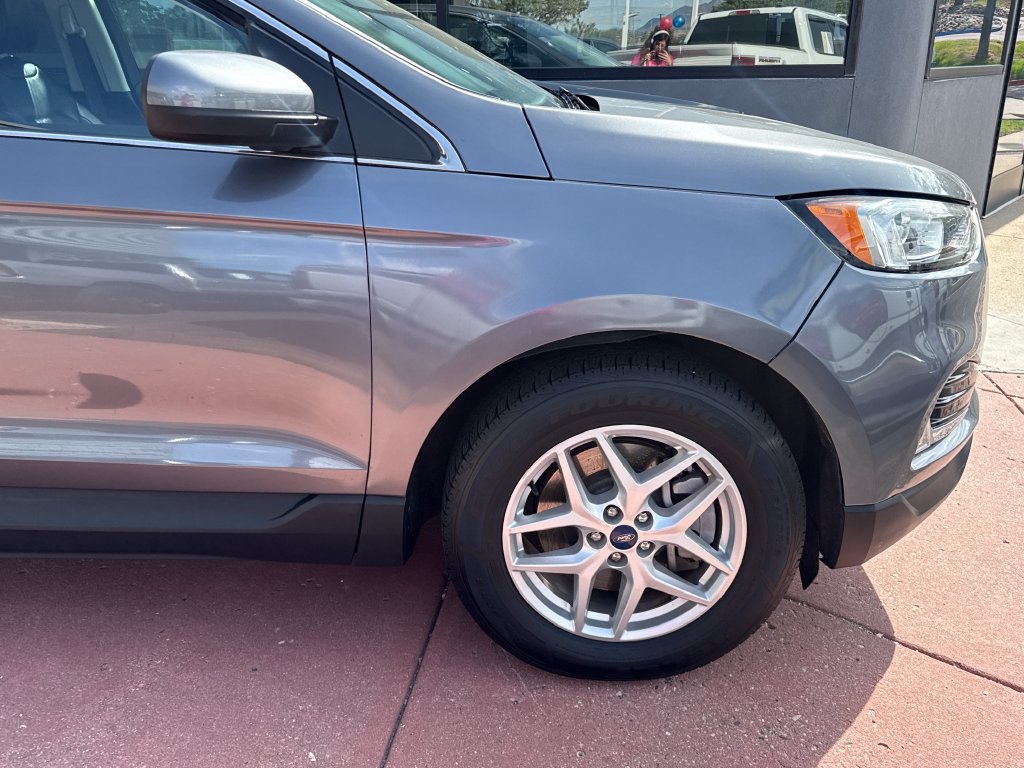 Used 2022 Ford Edge SEL AWD/4WD image 32
