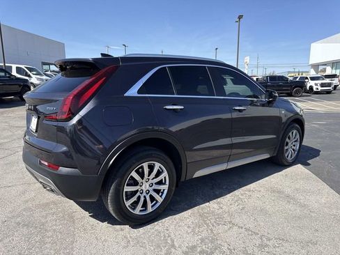 Used 2022 Cadillac XT4 Premium Luxury w/ Enhanced Visibility Package image 6