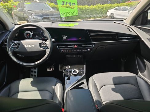 Used 2023 Kia Niro Wave FWD image 21