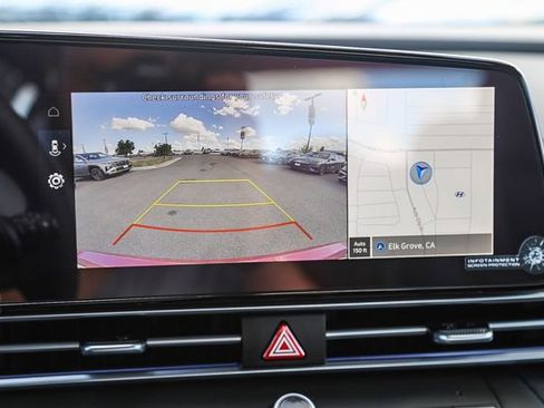 New 2025 Hyundai Elantra Limited FWD image 29