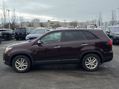 Used 2014 Kia Sorento LX image 5