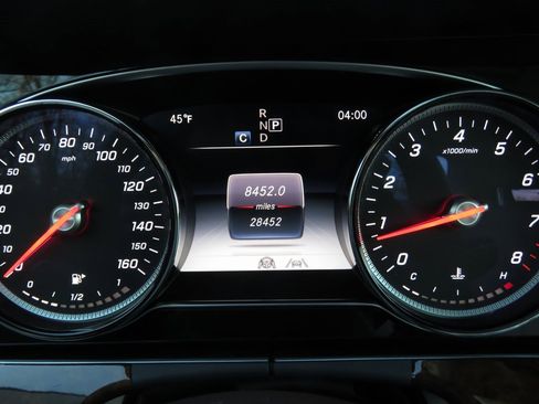 Used 2020 Mercedes-Benz E 350 4MATIC Sedan image 21