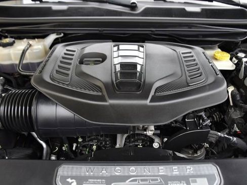 Used 2023 Jeep Wagoneer Series III w/ Premium Group I image 37