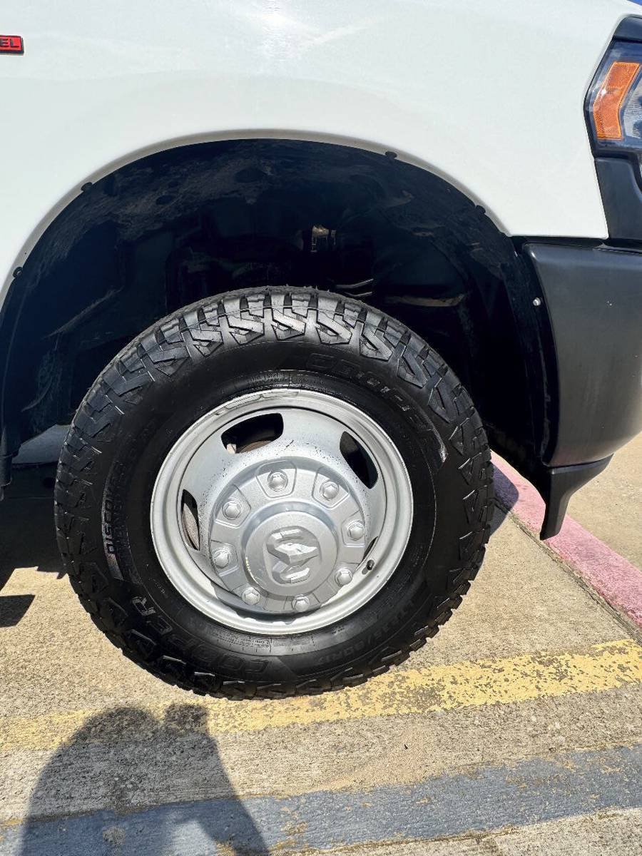 Used 2024 RAM 3500 Tradesman w/ Max Tow Package AWD/4WD image 11