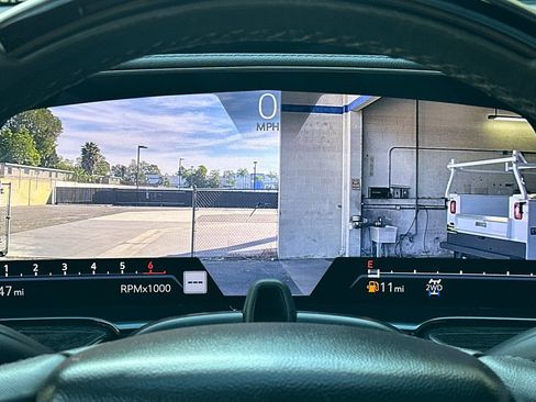 Certified 2023 Cadillac Escalade Premium Luxury w/ Performance Package image 36