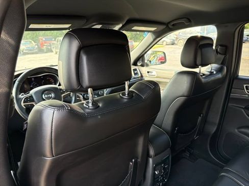 Used 2015 Jeep Grand Cherokee Limited w/ Trailer Tow Group IV AWD/4WD image 19