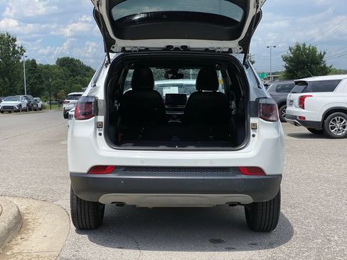 Used 2024 Jeep Compass Limited AWD/4WD image 7