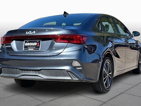 Used 2022 Kia Forte LXS w/ LXS Technology Package image 13