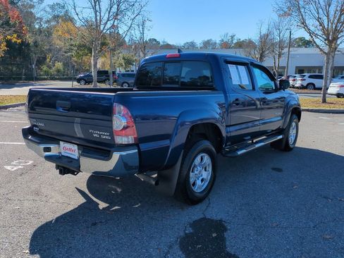Used 2015 Toyota Tacoma PreRunner image 5