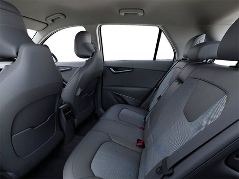 New 2026 Kia Niro EX image 18