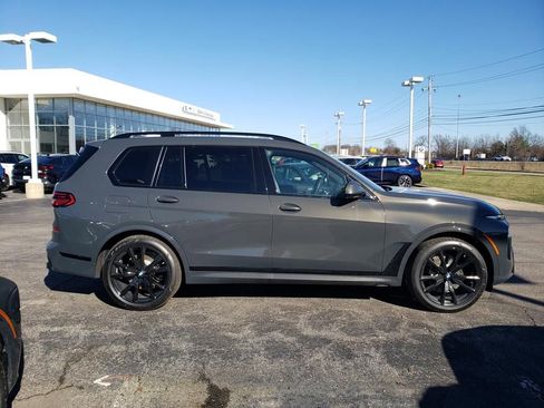 New 2026 BMW X7 xDrive40i image 3