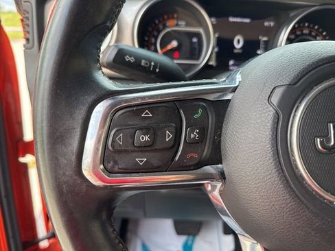 Used 2018 Jeep Wrangler Unlimited Sahara w/ Safety Group image 25