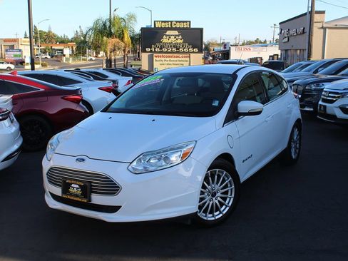 Used 2014 Ford Focus Electric Hatchback FWD image 36