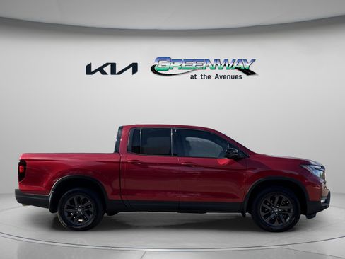 Used 2023 Honda Ridgeline Sport image 8