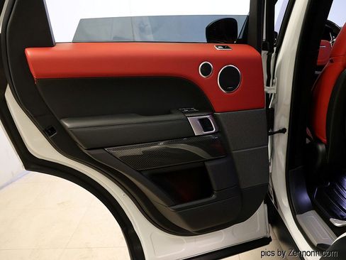 Used 2020 Land Rover Range Rover Sport HST image 29