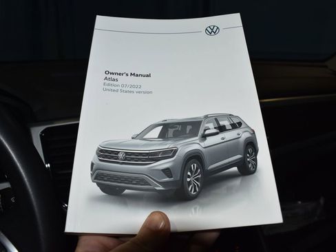 Used 2023 Volkswagen Atlas SE image 11