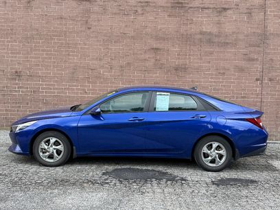 Used 2023 Hyundai Elantra SE