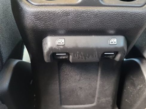 Used 2024 Jeep Wrangler Unlimited AWD/4WD image 13