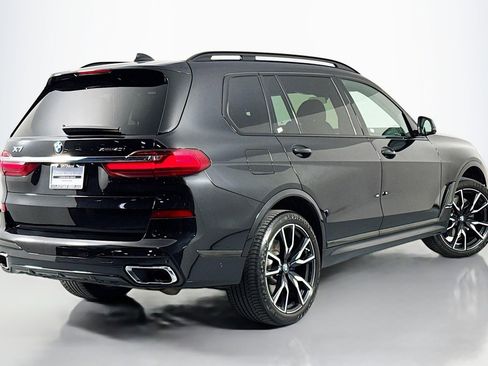 Used 2021 BMW X7 xDrive40i w/ M Sport Package AWD/4WD image 16