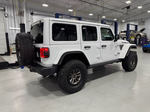 New 2025 Jeep Wrangler Unlimited Rubicon 392 image 16