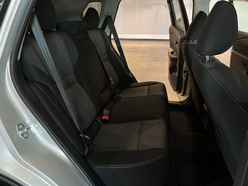 Used 2025 Nissan Rogue SV image 38