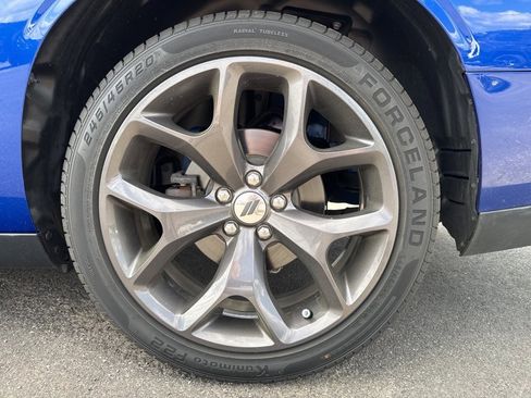 Used 2018 Dodge Challenger SXT Plus image 14