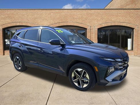 Certified 2025 Hyundai Tucson SEL image 1