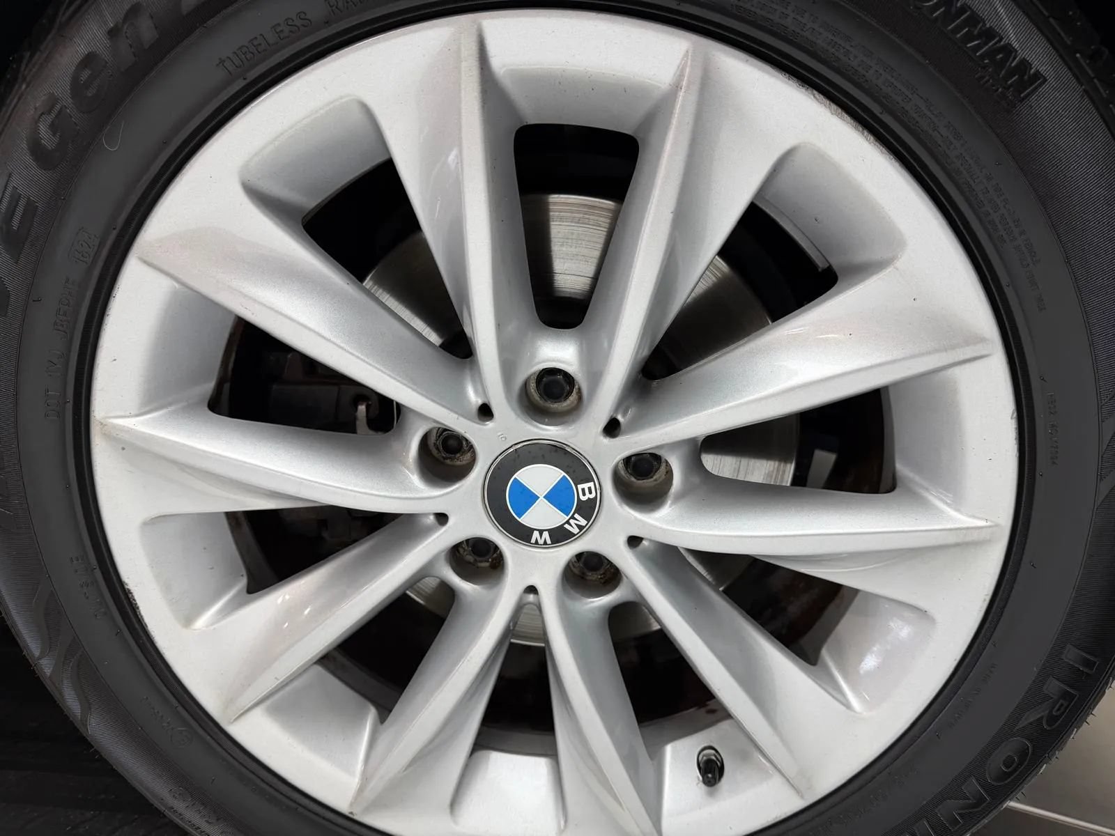 Used 2016 BMW X3 xDrive28i w/ Driver Assistance Package AWD/4WD image 8